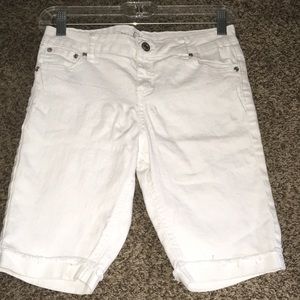Long white denim shorts size (16)